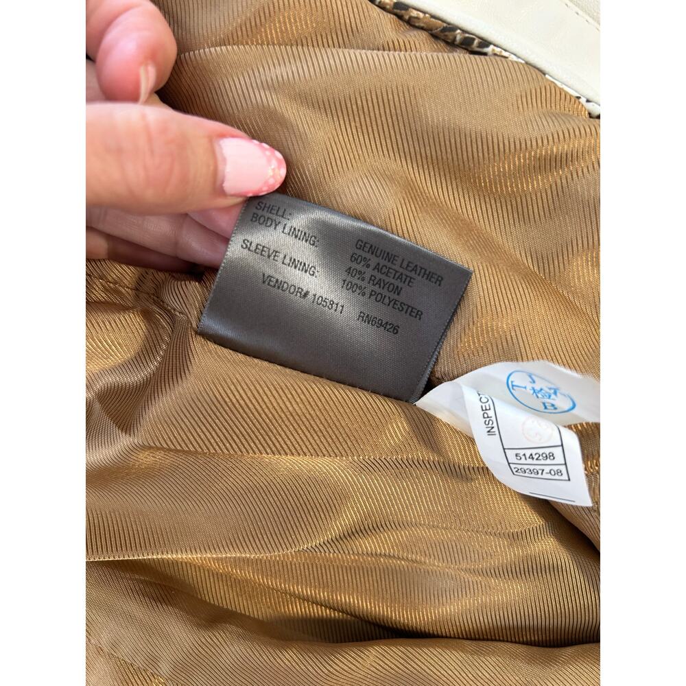 Wilsons Leather Womens Medium Jacket with Camel Lining and Snake Skin Pockets XC - Picture 10 of 16
